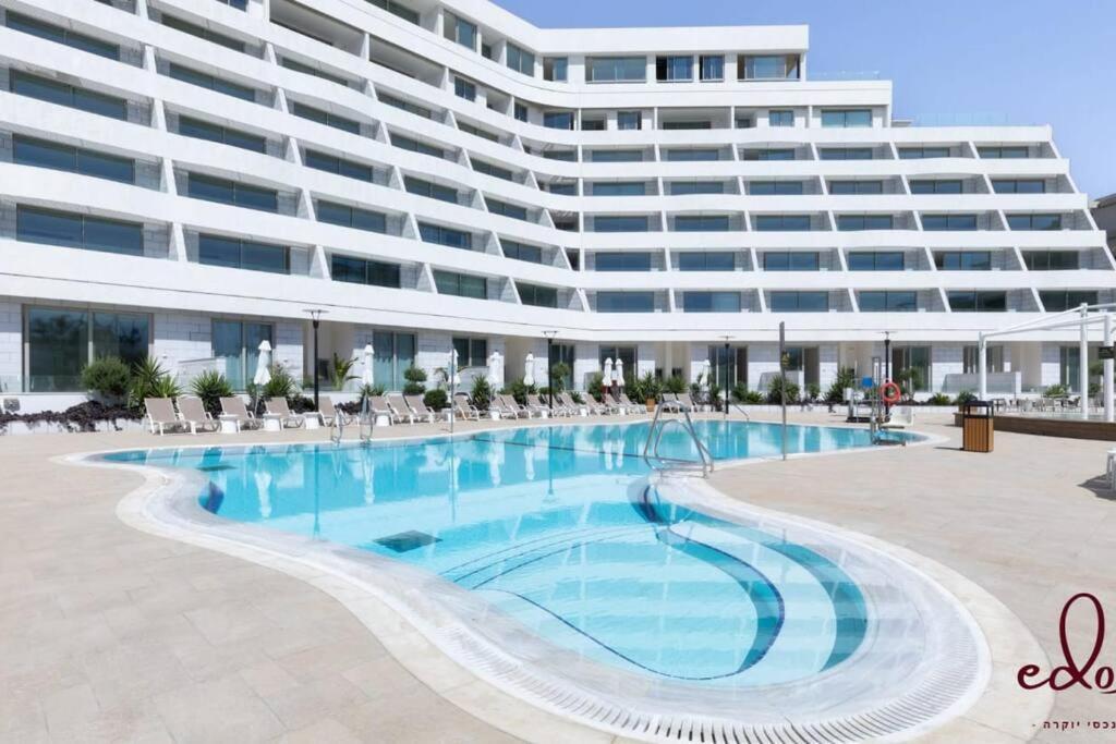 Apartment דירה עם נוף מדהים לים 100 מטר מהחוף - By Edom